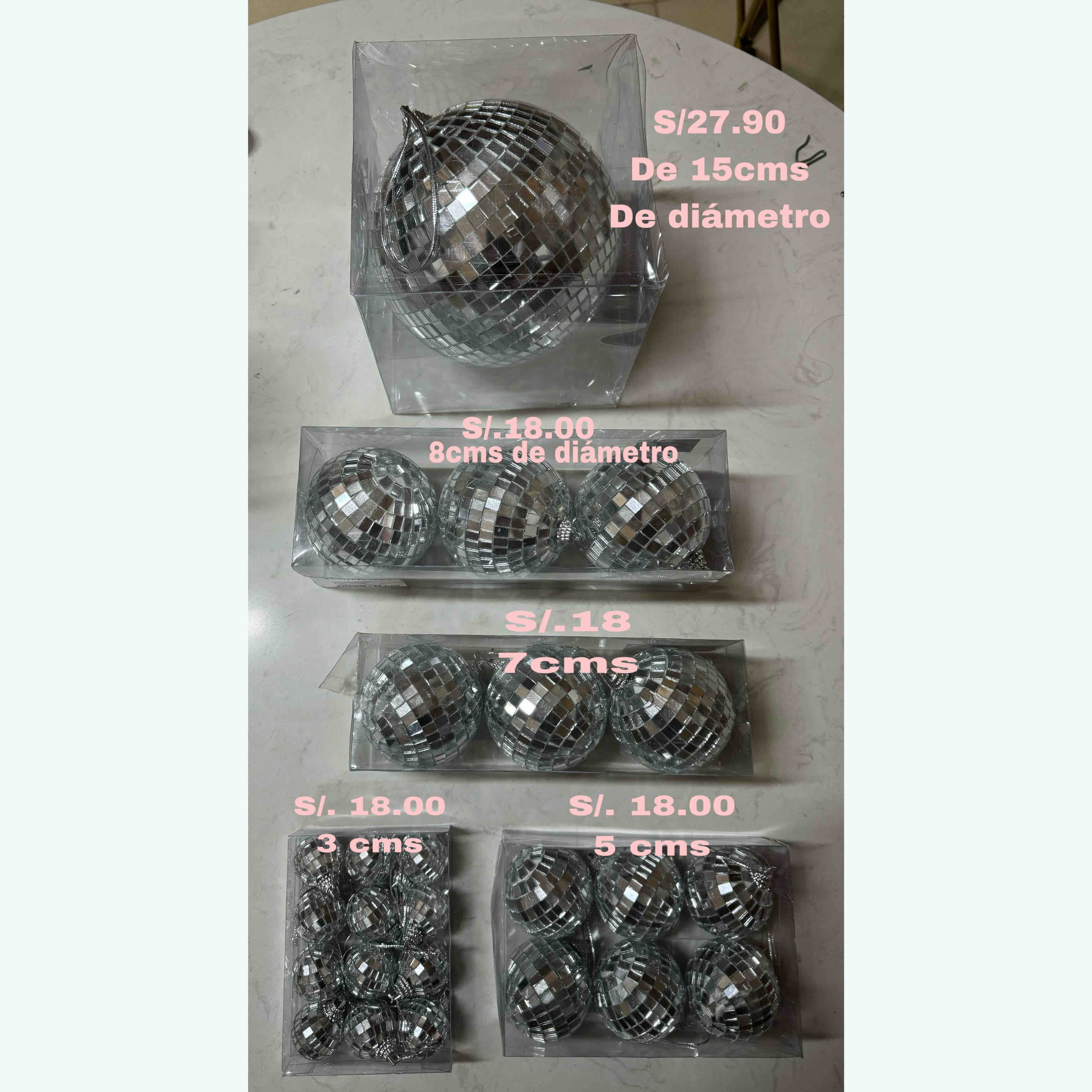 Esferas disco de diferentes tamaños.