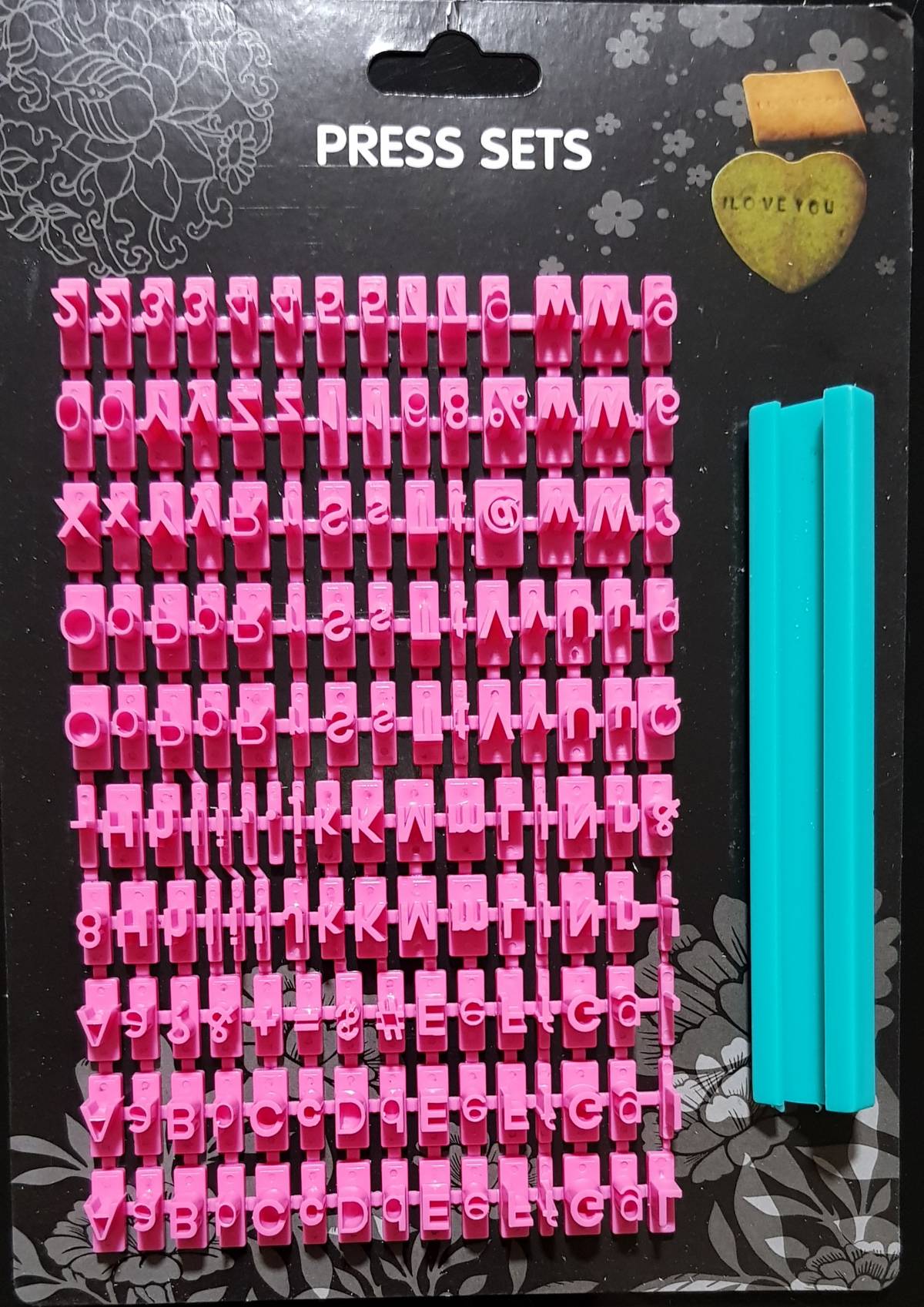 "Marcador de letras para galletas y masa elástica"