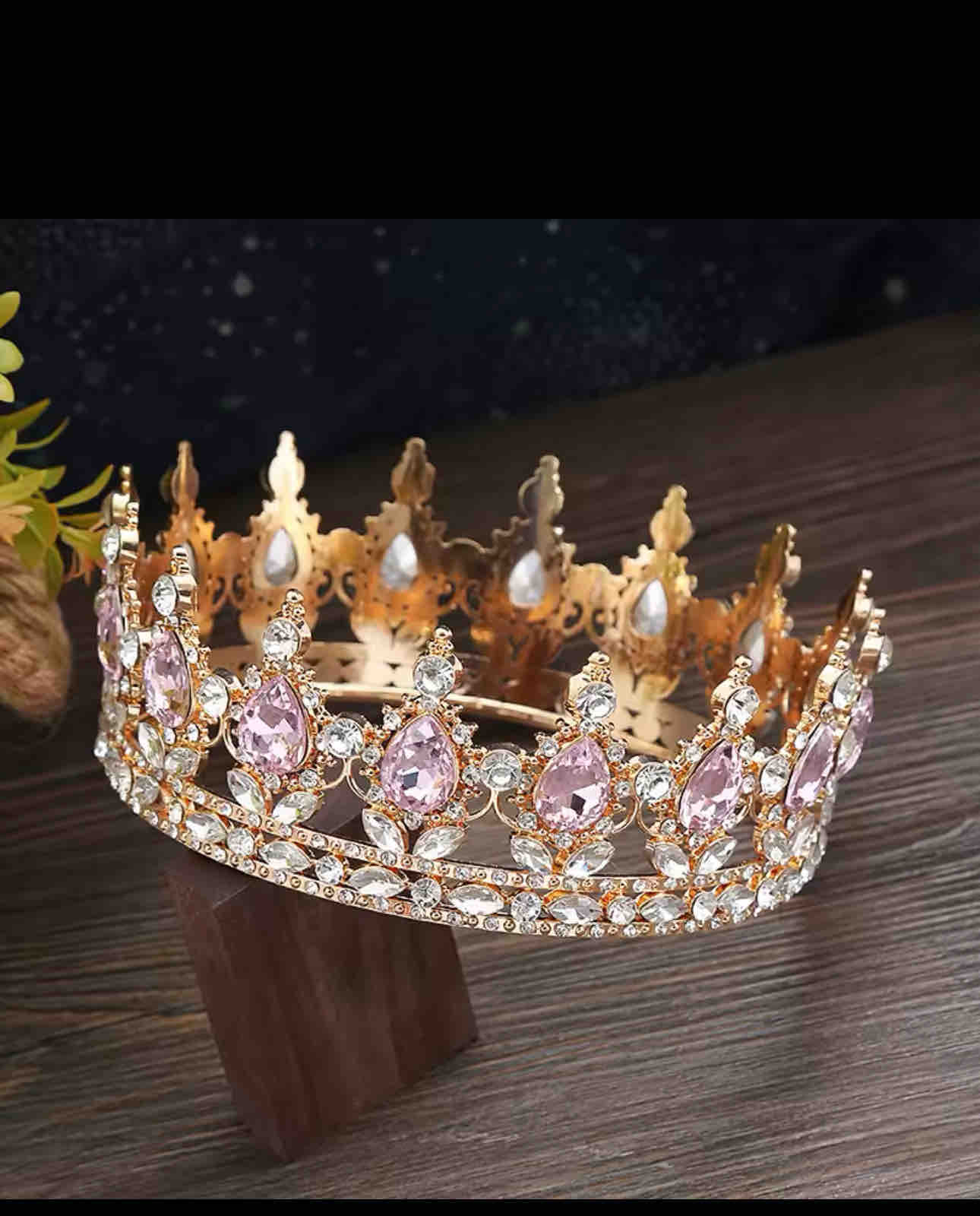 Corona grande para decoración de tortas.