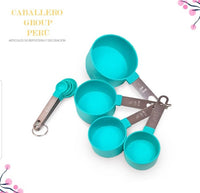 Tazas y cucharas medidoras