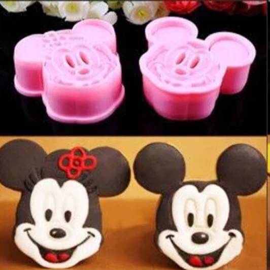Cortador mickey y minie chico rep3-0095
