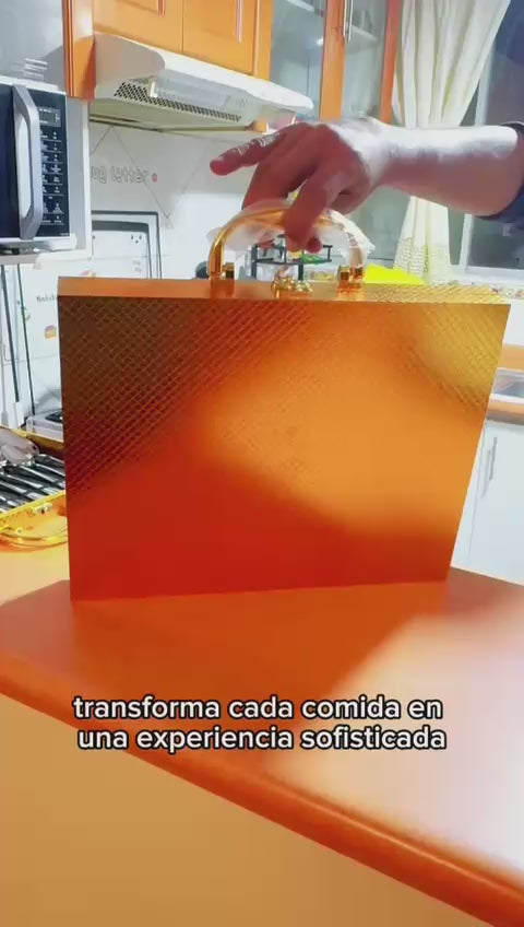 Juego de cubiertos dorado